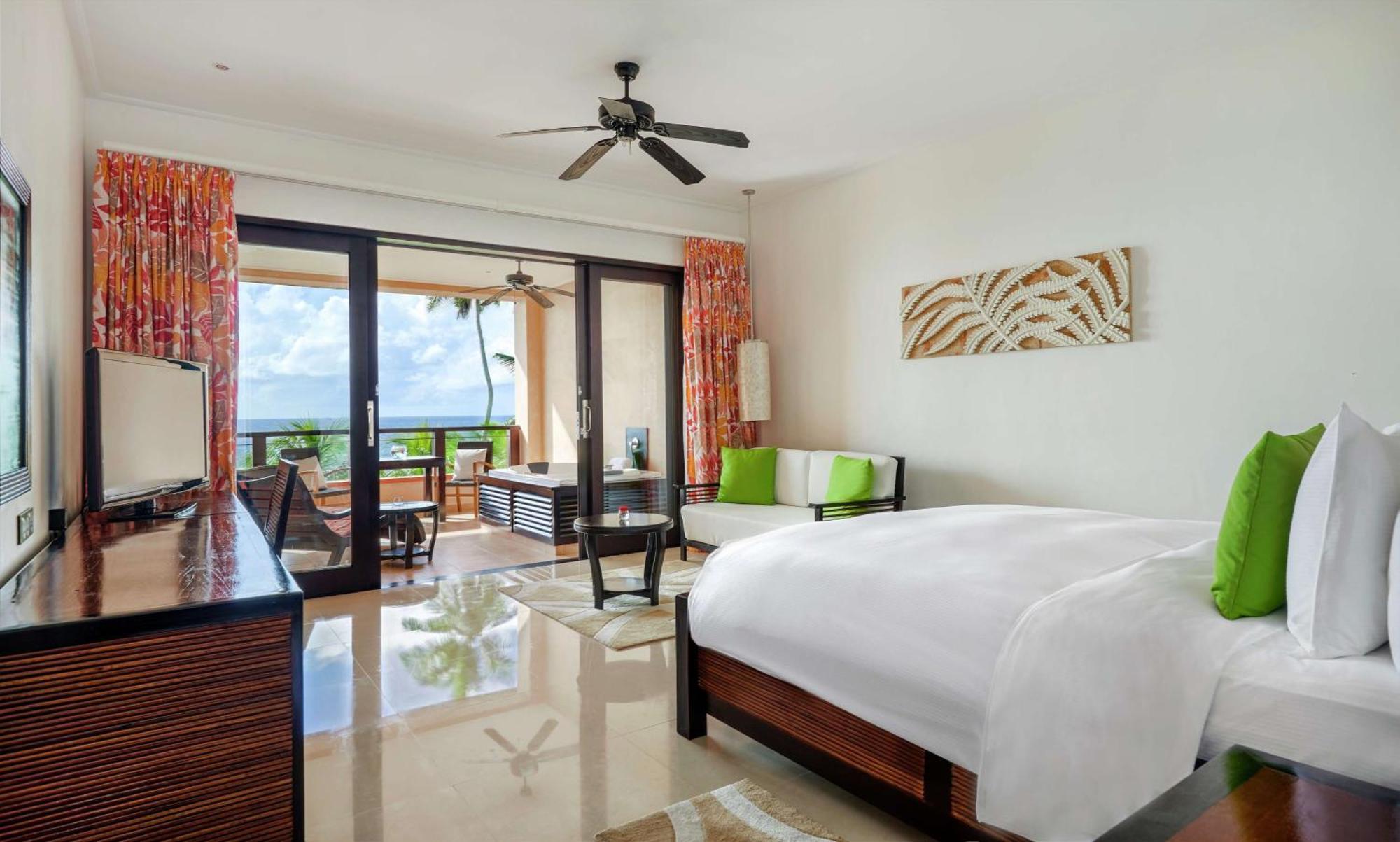 Doubletree By Hilton Seychelles Allamanda Resort & Spa Takamaka Exterior foto