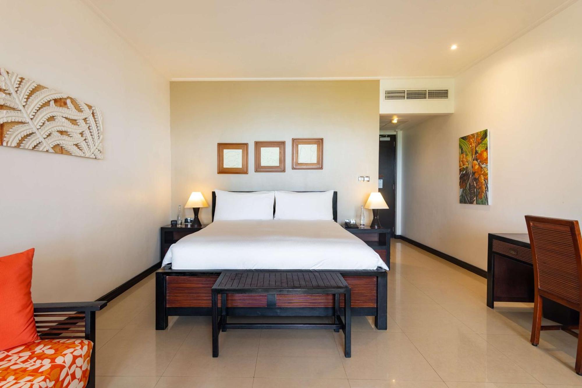 Doubletree By Hilton Seychelles Allamanda Resort & Spa Takamaka Exterior foto